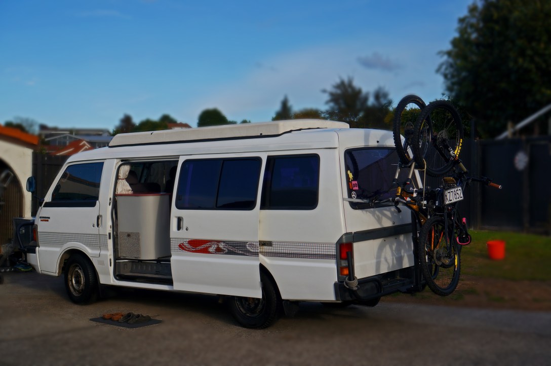 6 - Van Reno Complete