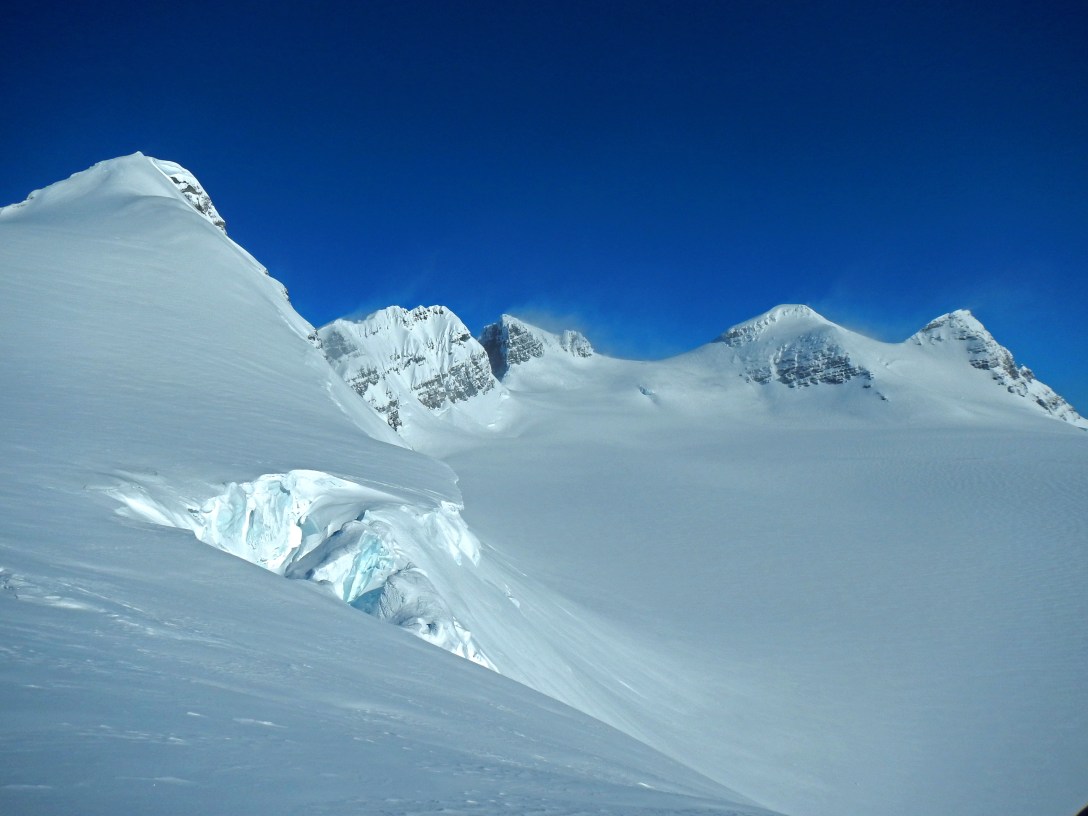 Icefall Traverse - Lyell Peaks