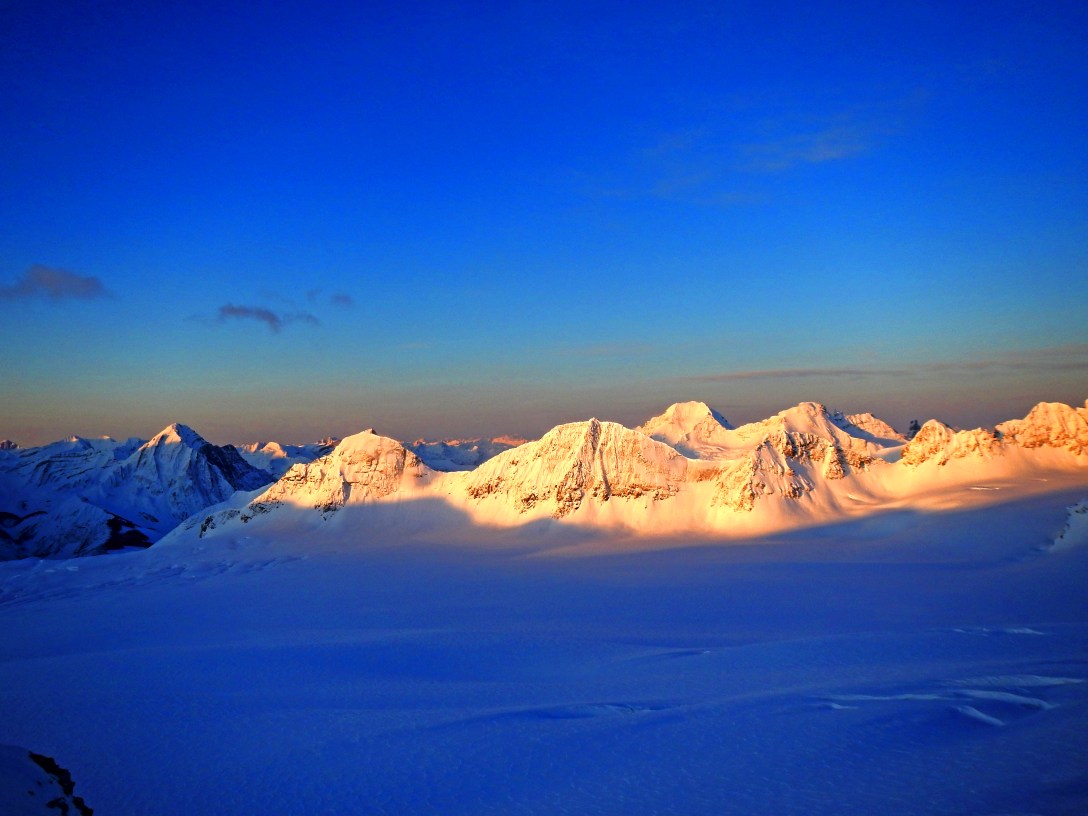 Icefall Traverse - Lyell Sunrise